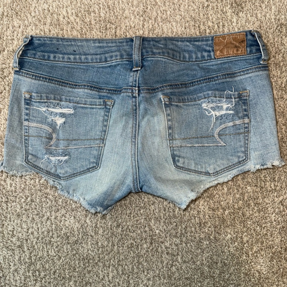 American Eagle Outfitters Blue Jean Shorts with Lace Pockets - Picture 5 of 5